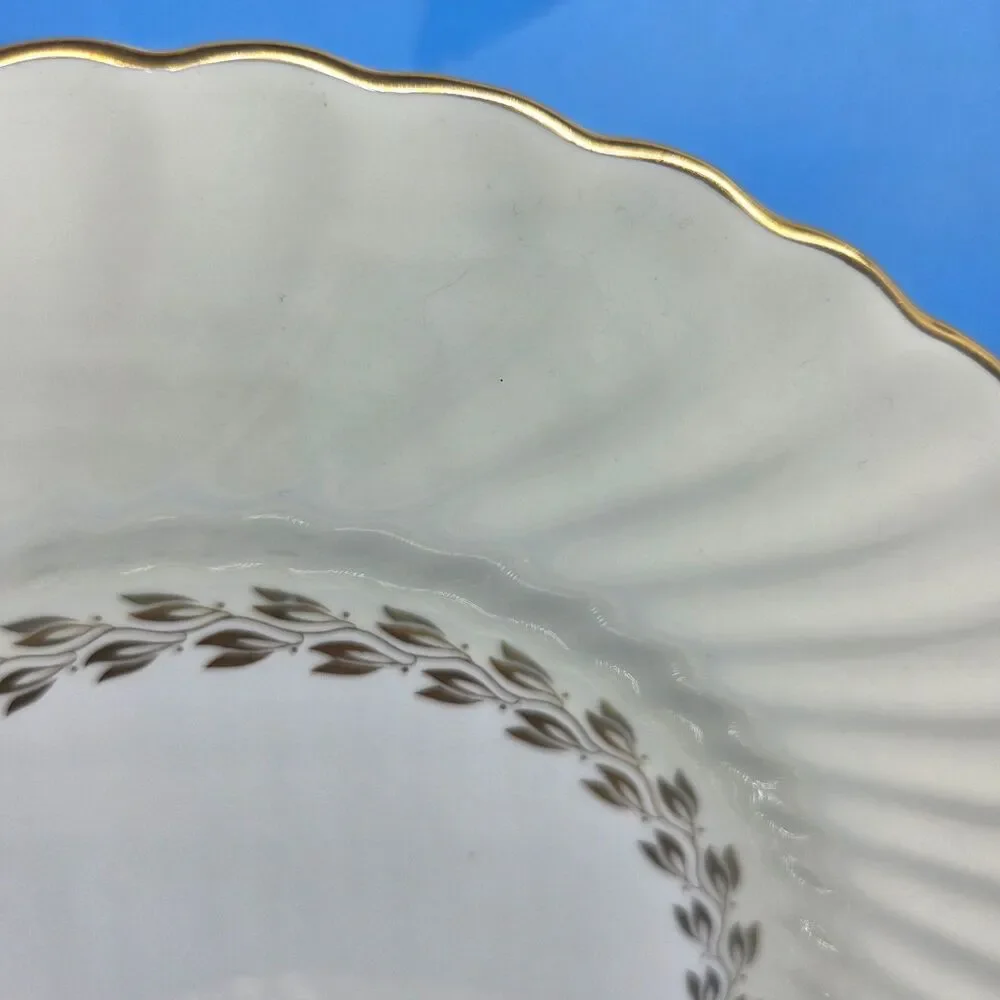 Minton Cheviot Gold Laurel Wreath Set Of 3 Unused 10 1/2
